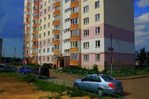 Продается 3-комнатная квартира по ул. Академика Глушко, 16А (Советский район, микрорайон Азино-1) Поселок городского типа Азино